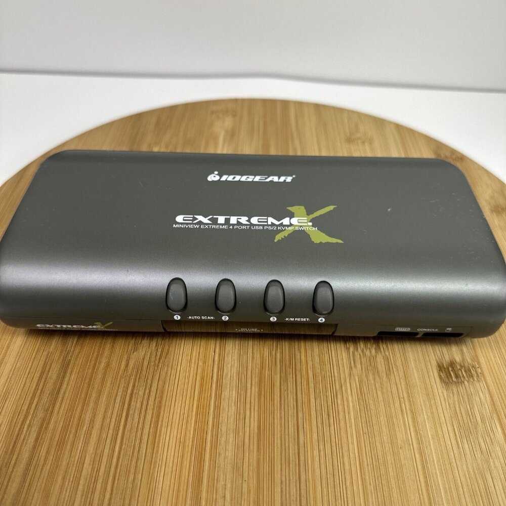 Used IOGEAR GCS1734 4 Port MiniView  USB‎ KVMP Switch No Cables